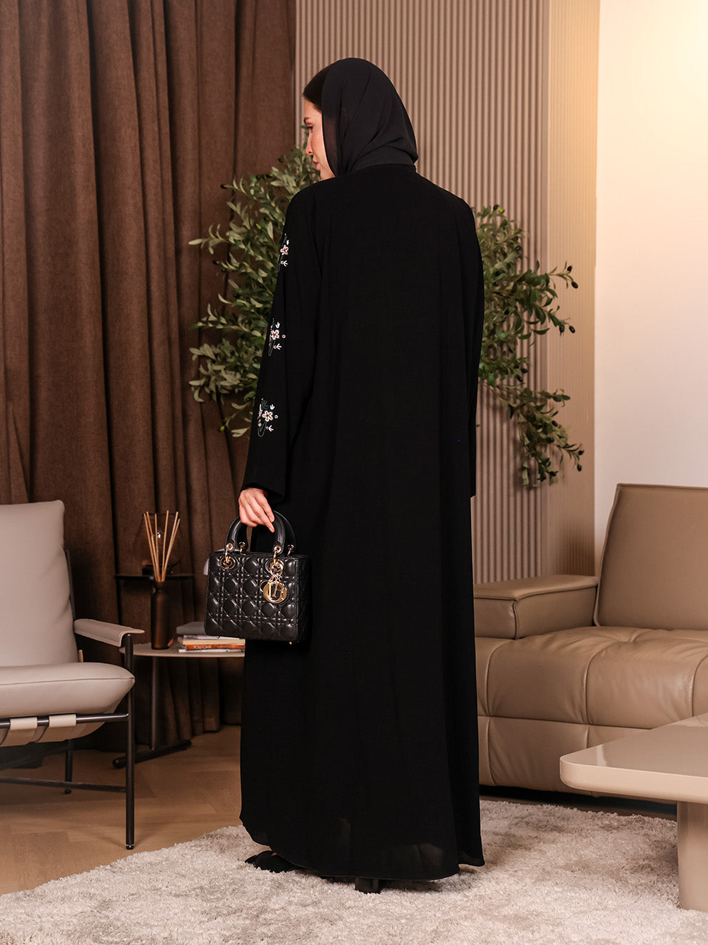 عباية رقم 10