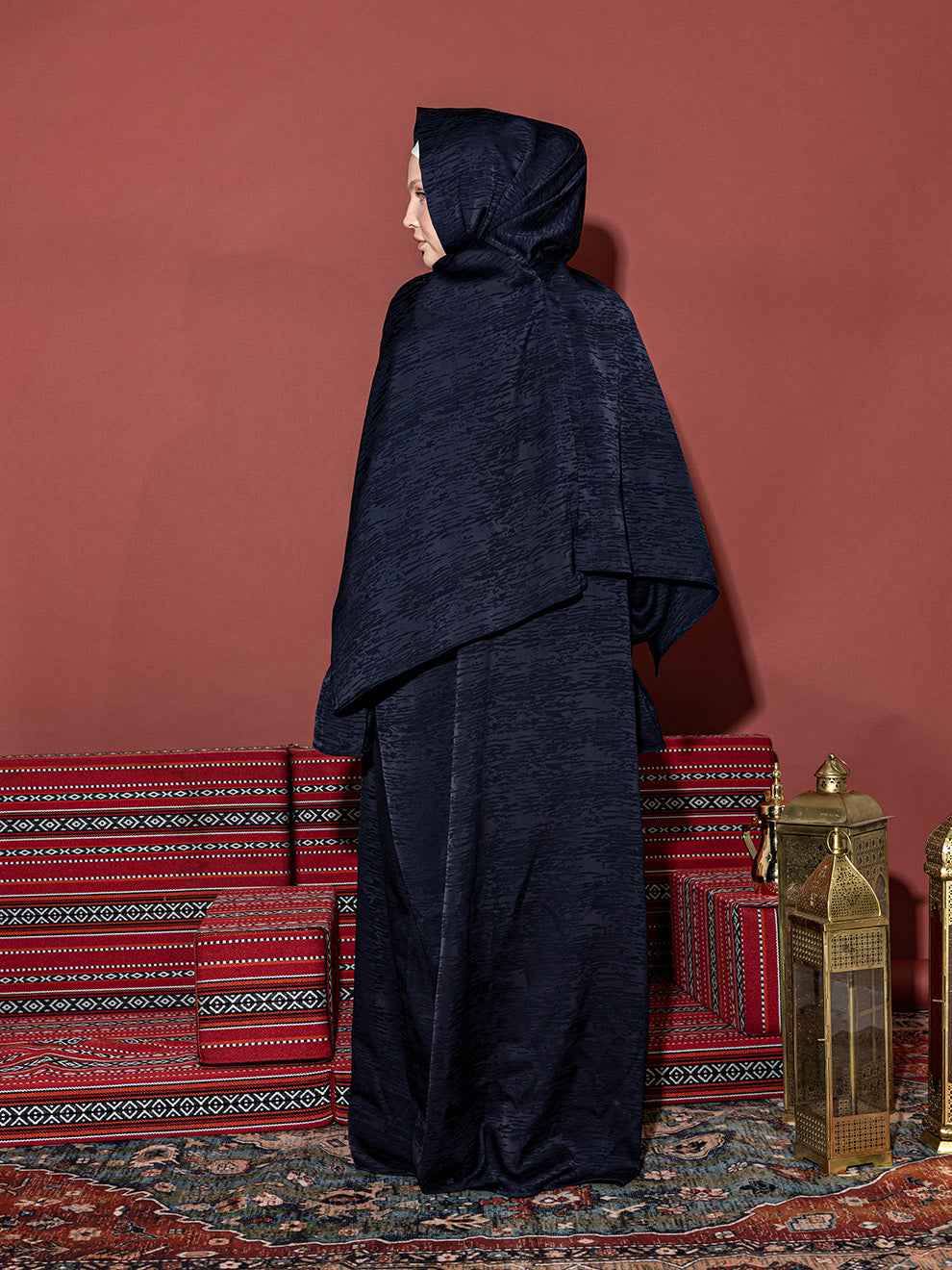 ماغنيت عبايا