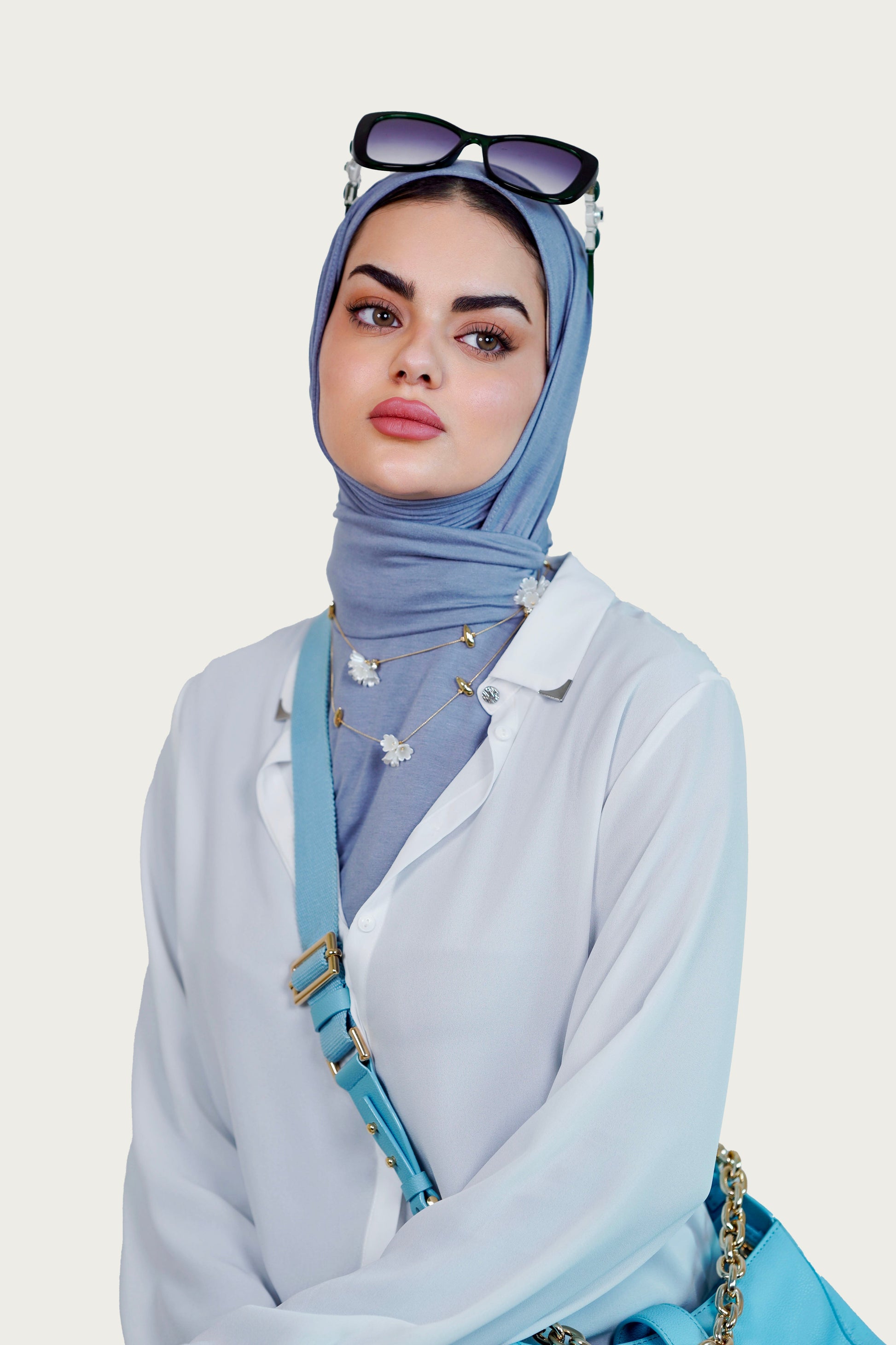 سيت : شيلة ميني سادة مع هاينك ردن