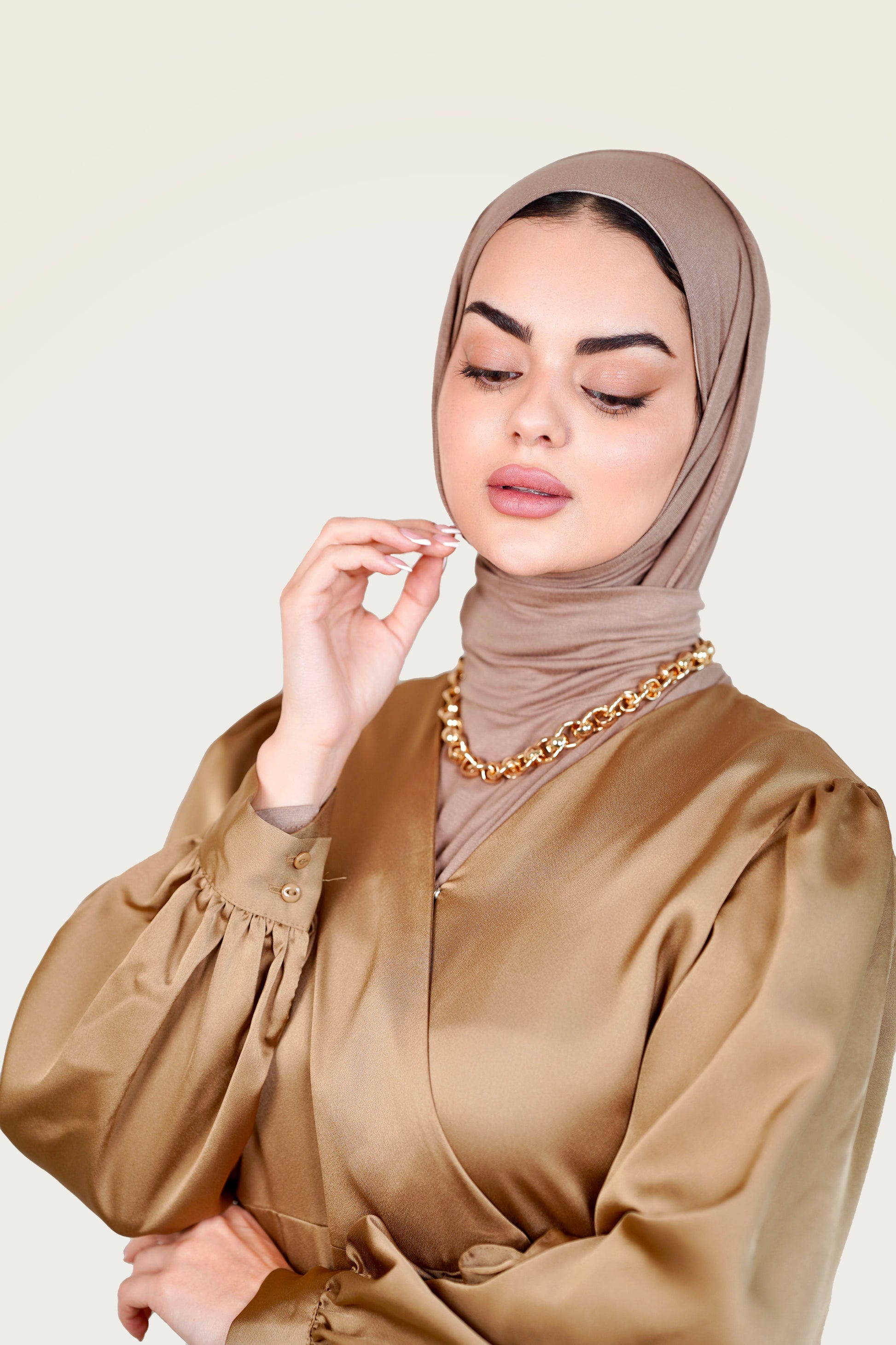 سيت : شيلة ميني سادة مع هاينك ردن