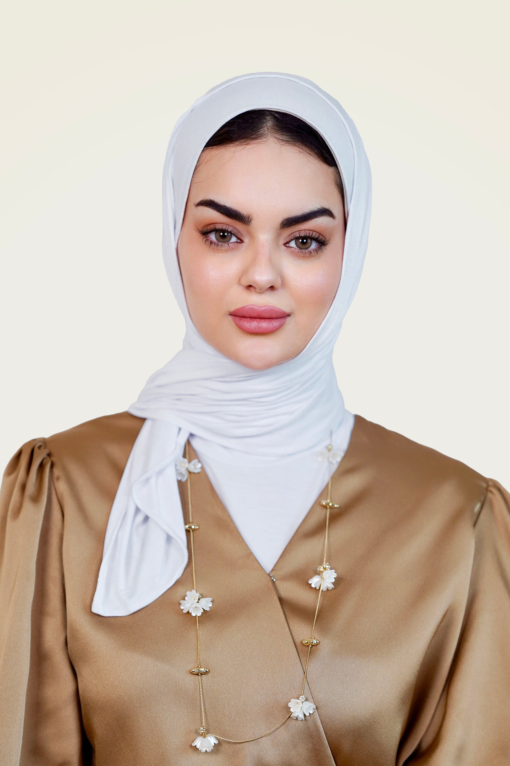 سيت : شيلة ميني سادة مع هاينك ردن